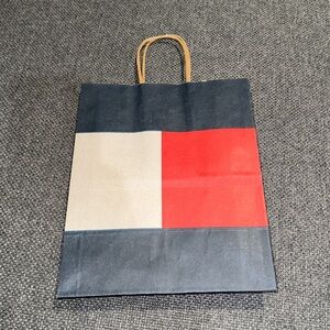 Tommy Hilfiger gift bag